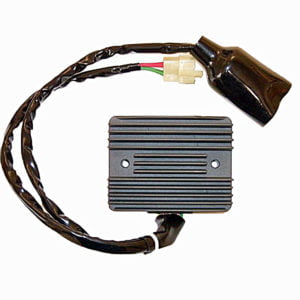 Regulador Japonés SH689A-13 - 12V - Trifase - CC - 7 Cables