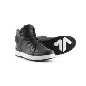 Botas V-Quattro Twin BK de color negro Homologadas